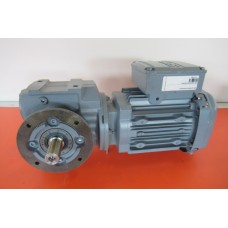 200 RPM  0,55 kW Asmaat 20 mm. UNUSED 